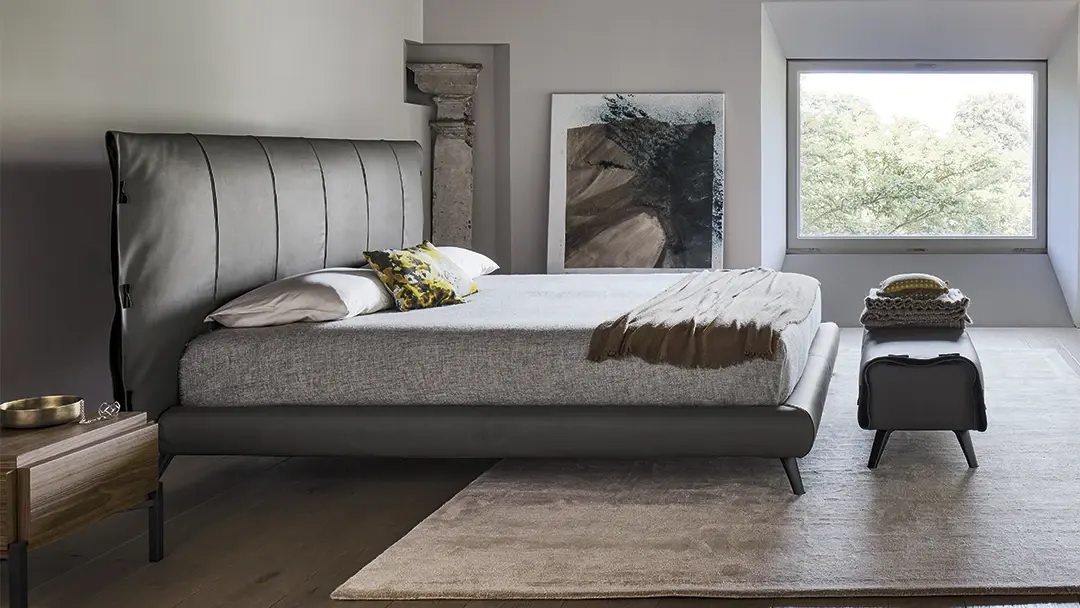 Camera da letto piccola? 10 scelte che la fanno sembrare più ampia