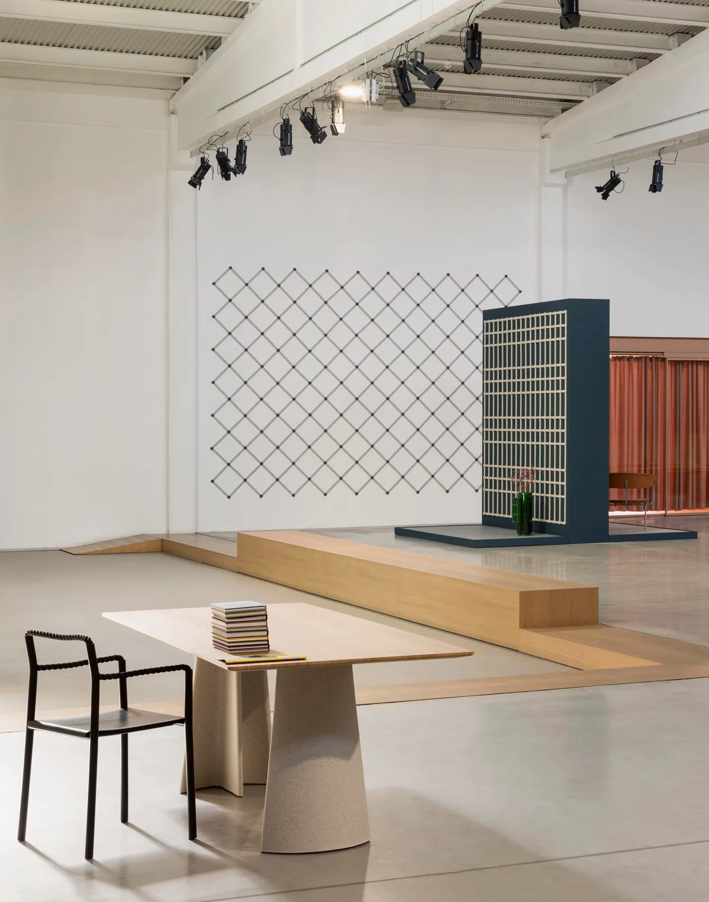 Mostra di ceramica allo showroom di Mutina